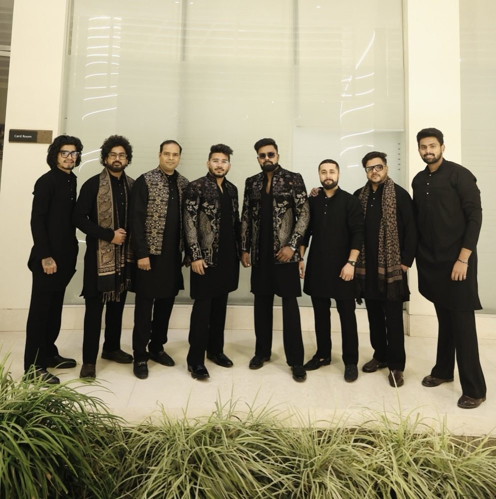 Mastaane band lineup during a live show