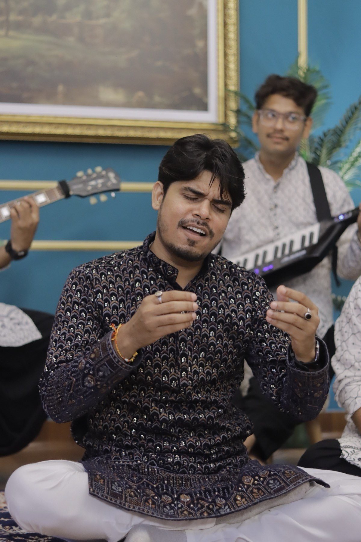 Satender Verma in a soulful Sufi session with live musicians